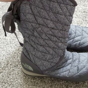 Fur lined herringbone boots